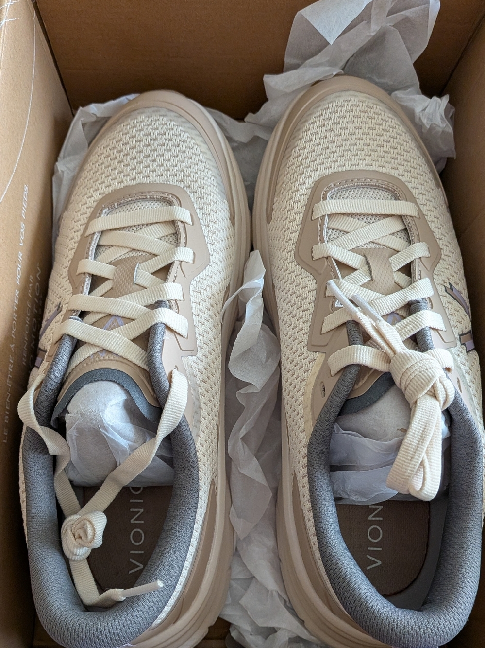 Vionic Beige Sneaker